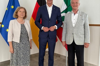 Генералният консул на Република България в Дюселдорф се срещна с държавния секретар по европейските въпроси и международното сътрудничество и говорител на правителството на провинция Северен Рейн-Вестфалия
